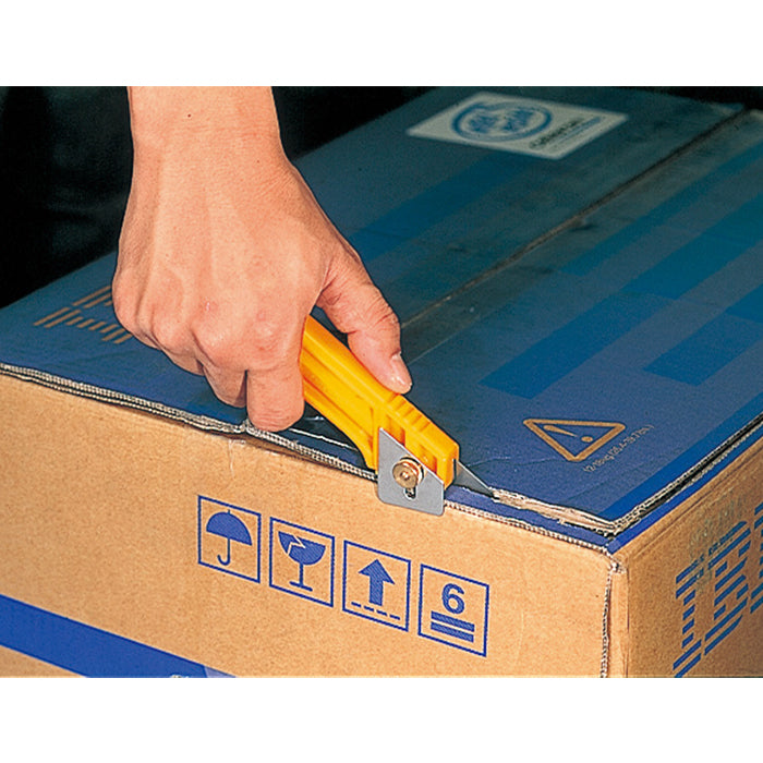 Cutter con medidor de profundidad y quita grapas de 18mm - "OLFA CL"