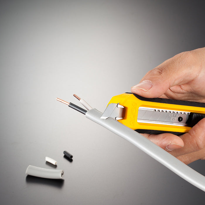 Cutter Multifuncional 2 en 1 - "OLFA CS-5"