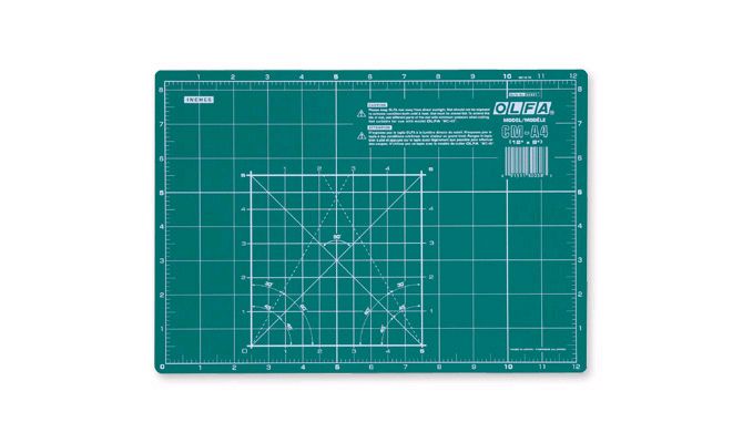 Manta para corte 30cmx21cm - "OLFA CM-A4"